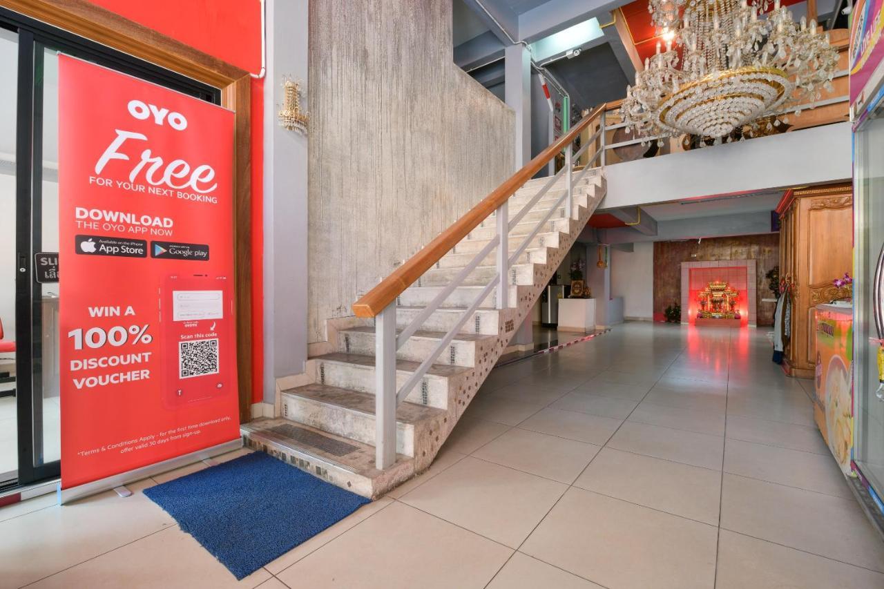 Oyo 549 Maesri Resort Патая Екстериор снимка