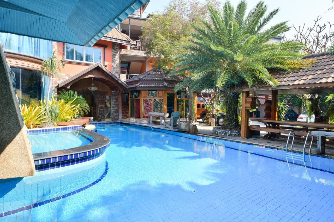 Oyo 549 Maesri Resort Патая Екстериор снимка