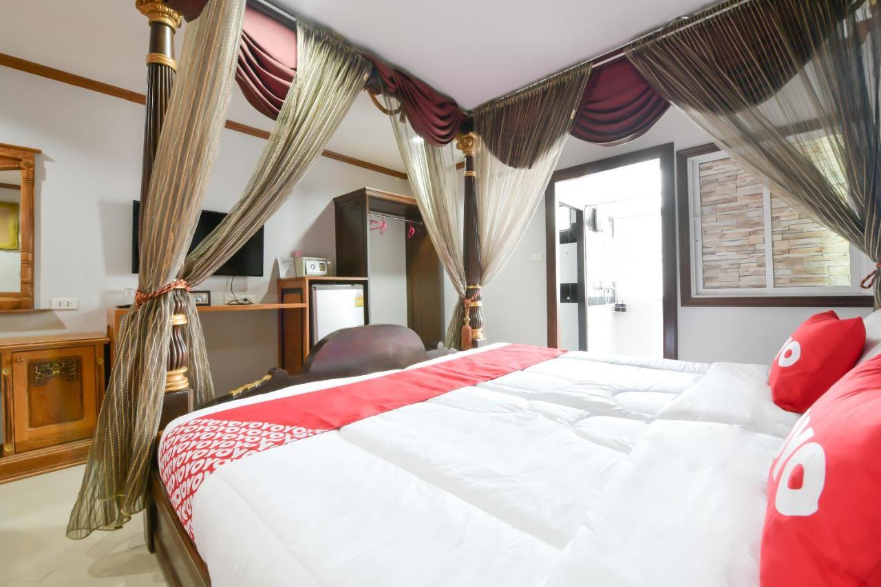 Oyo 549 Maesri Resort Патая Екстериор снимка