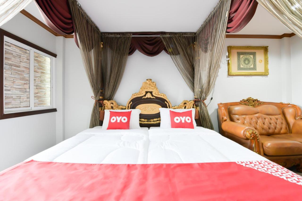Oyo 549 Maesri Resort Патая Екстериор снимка