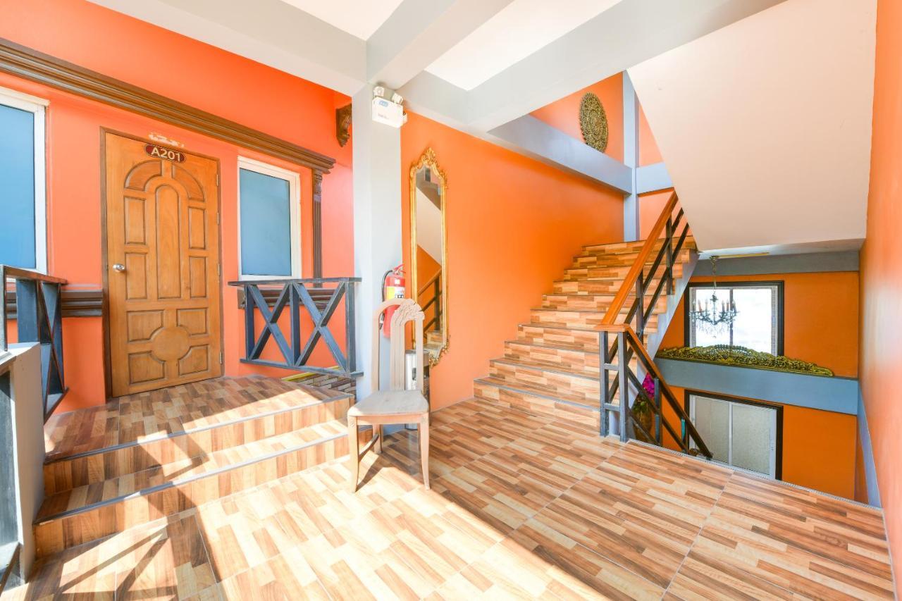 Oyo 549 Maesri Resort Патая Екстериор снимка