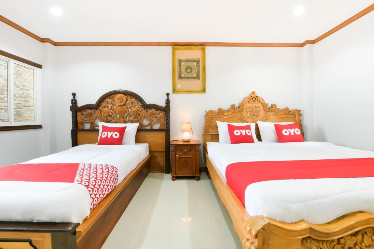 Oyo 549 Maesri Resort Патая Екстериор снимка