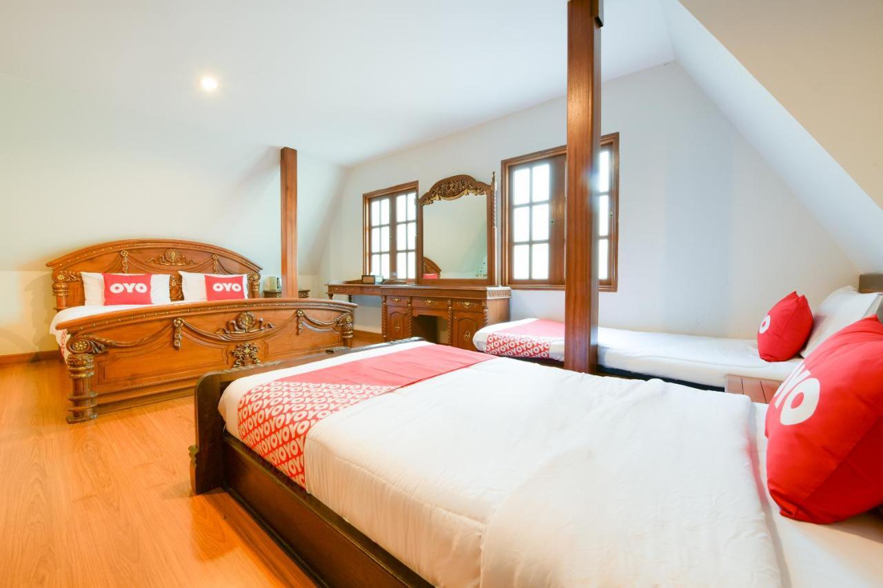 Oyo 549 Maesri Resort Патая Екстериор снимка