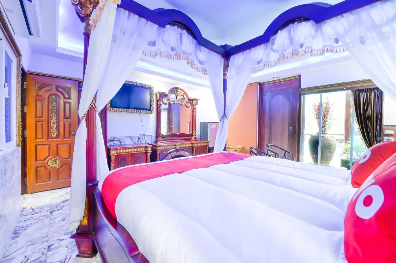 Oyo 549 Maesri Resort Патая Екстериор снимка